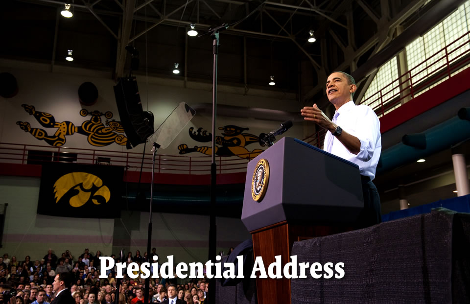 photo: President Obama at the podium in The University of Iowa Field House