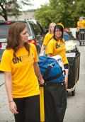 On Iowa! volunteers turned out in droves to help students move in to the residence halls.