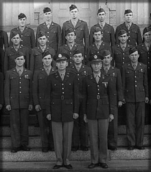 photograph of advanced ROTC students on the steps of Old Capitol, 1943