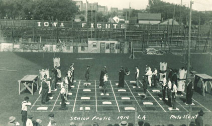 Human chess game for Senior Frolic, The University of Iowa, 1914